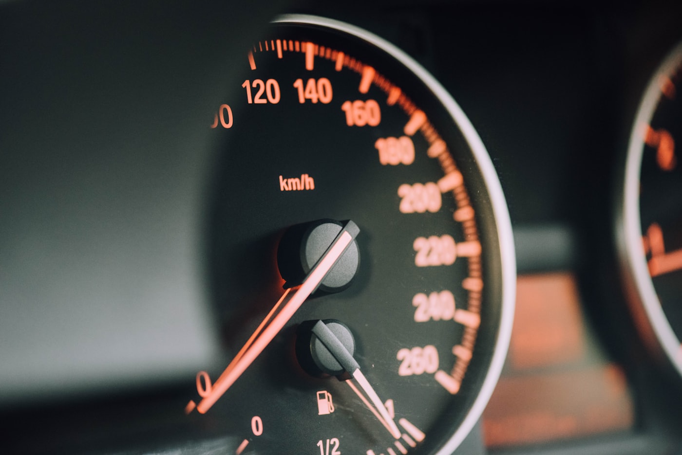 ¿Cuánto pierde tu auto de valor cada año? (y cuándo conviene venderlo)